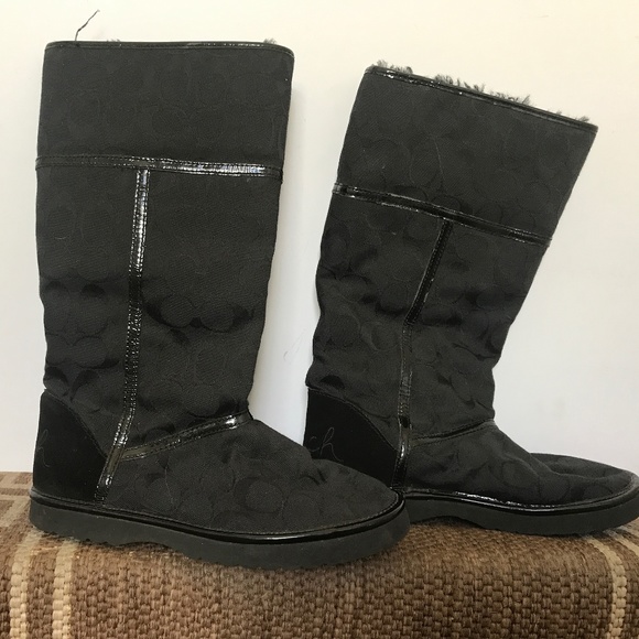 COACH Black Boots warm and cozy! 35 5.5 - Picture 1 of 4